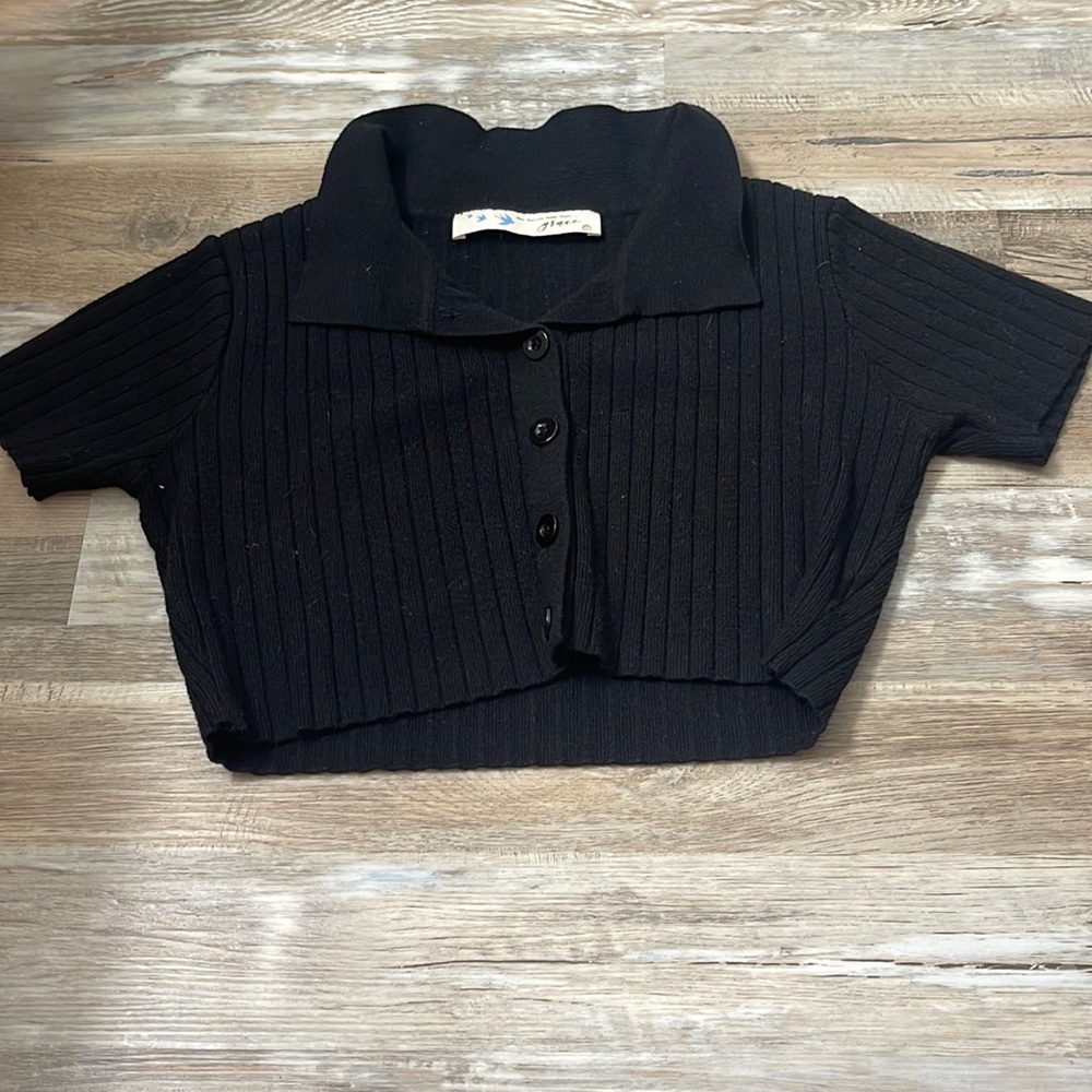Black Button Up Crop